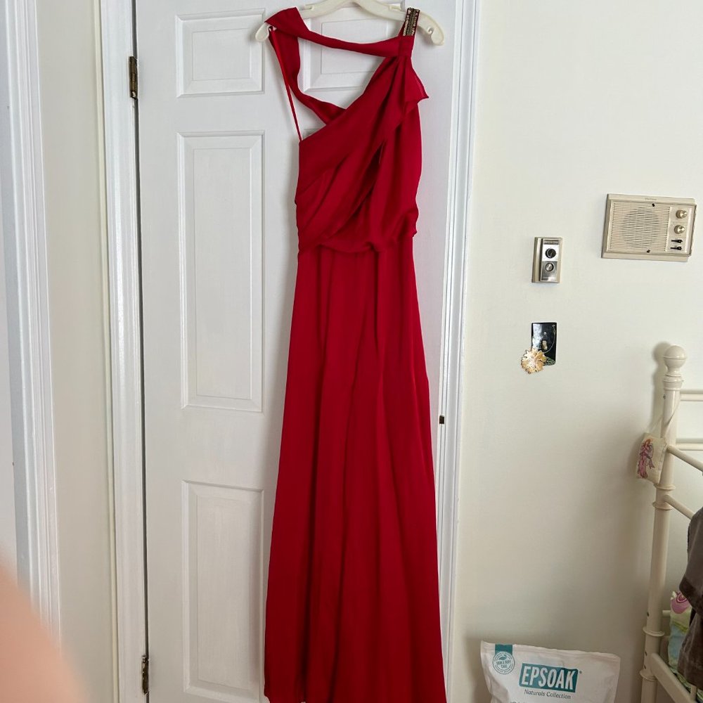 BCBG Max Azria Red Asymmetrical Off-Shoulder Prom Dress with Gold Sequin strap